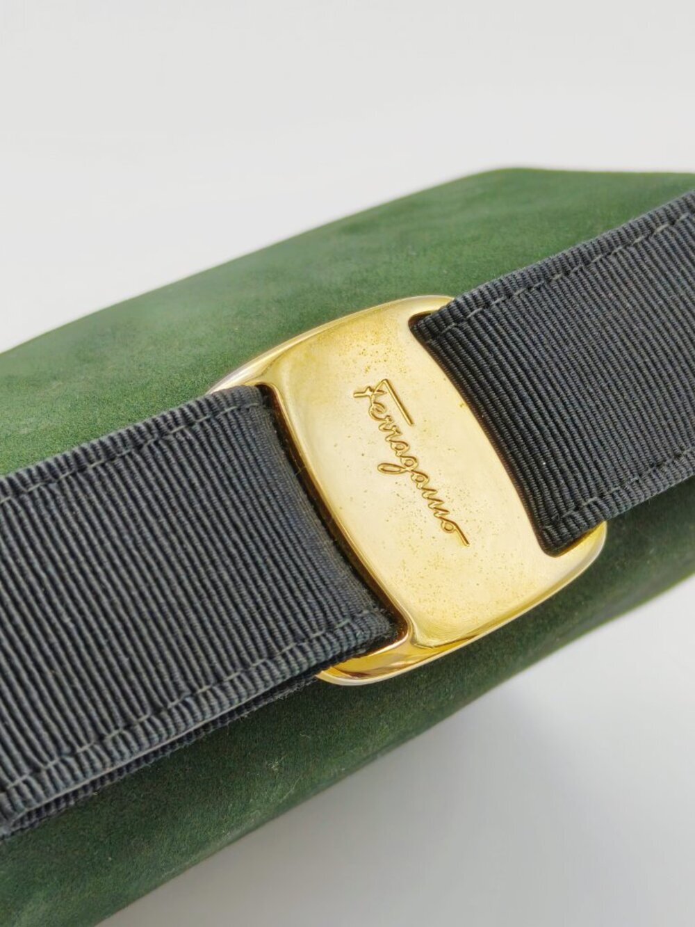Salvatore Ferragamo Green Suede Crossbody Bag Vara Bow Mini Flap - Picture 7 of 13